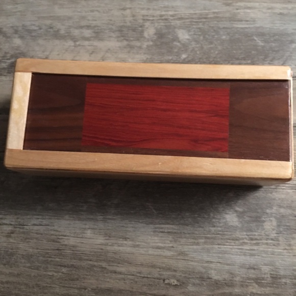 ‘Sliding Compartment’ Wooden Box - Mixed Woods - Picture 6 of 8